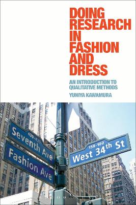 Tallinna Tehnikakõrgkool - Yuniya Kawamura Doing Research in Fashion and Dress - raamatu kaanefoto